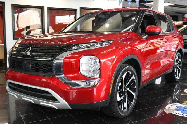 Used 2022 Mitsubishi Outlander SEL Black Edition