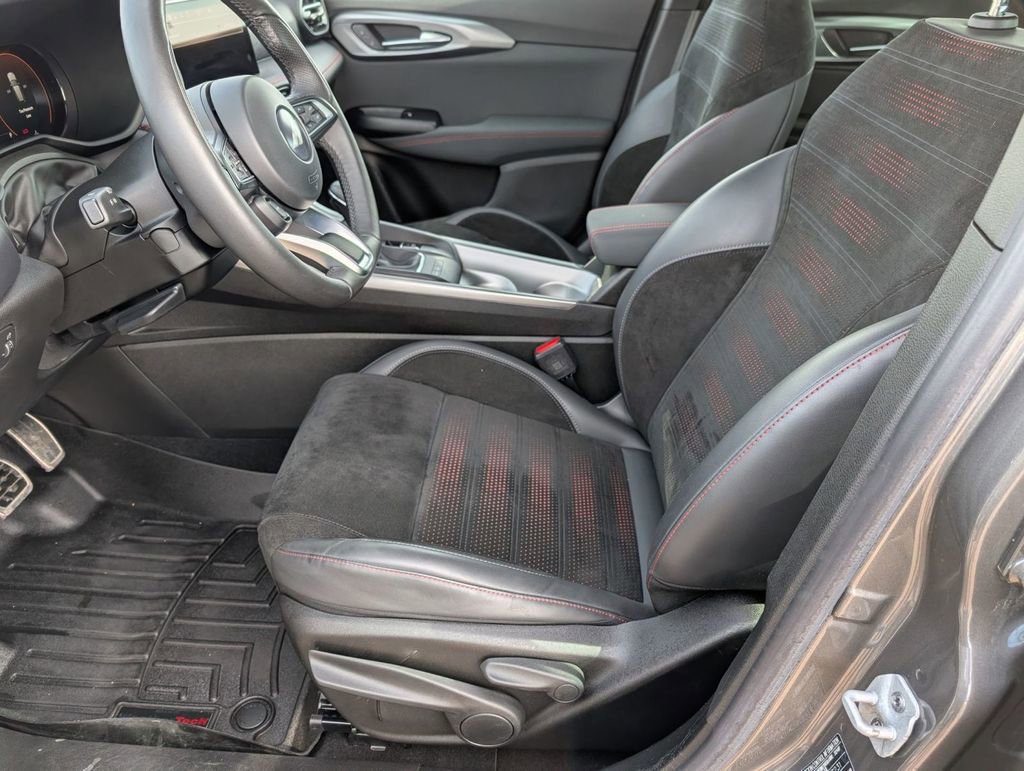 Used 2024 Dodge Hornet GT w/ Track Pack image 17