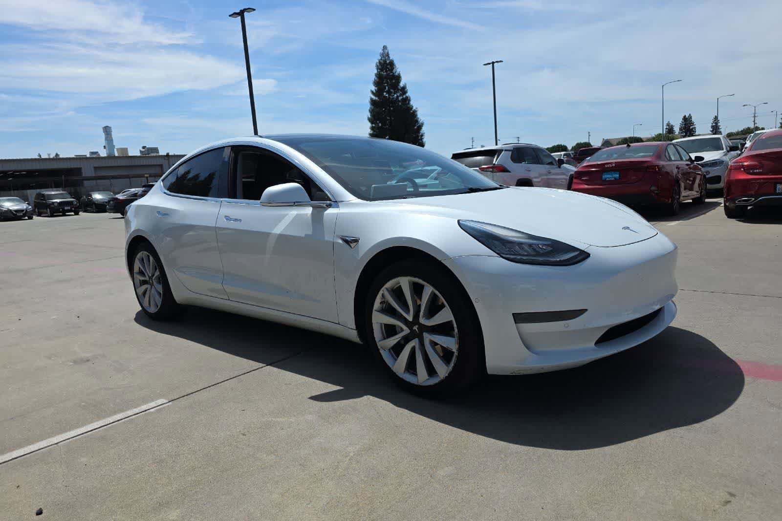 Used 2020 Tesla Model 3 Standard Range RWD image 10