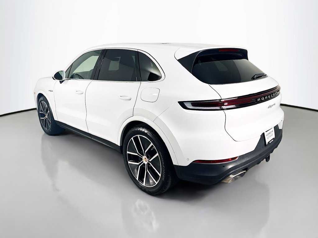 New 2026 Porsche Cayenne E-Hybrid AWD/4WD image 3