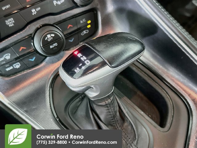 Used 2015 Dodge Challenger R/T Plus RWD image 20