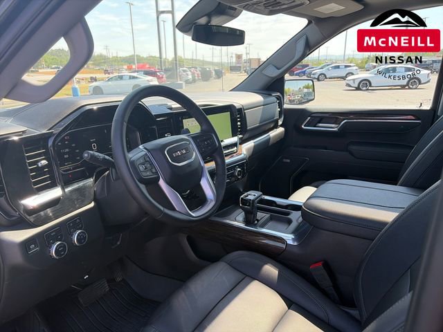 Used 2025 GMC Sierra 1500 Elevation w/ Elevation Premium Package image 31