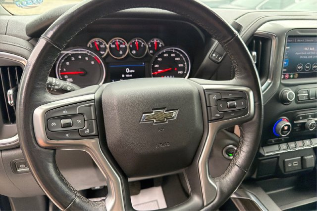Used 2022 Chevrolet Silverado 1500 LT Trail Boss AWD/4WD image 15