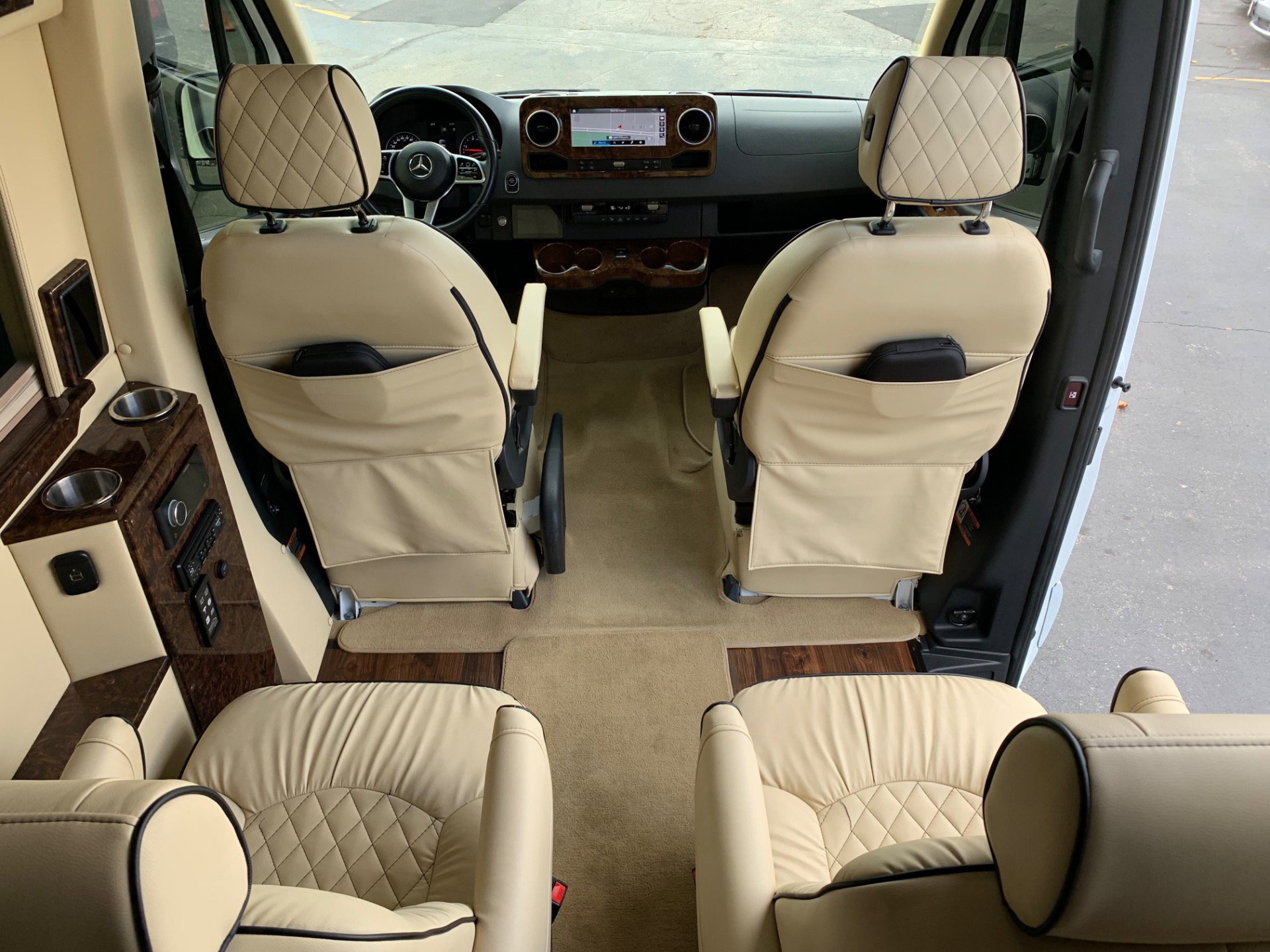 Used 2020 Mercedes-Benz Sprinter 2500 image 16