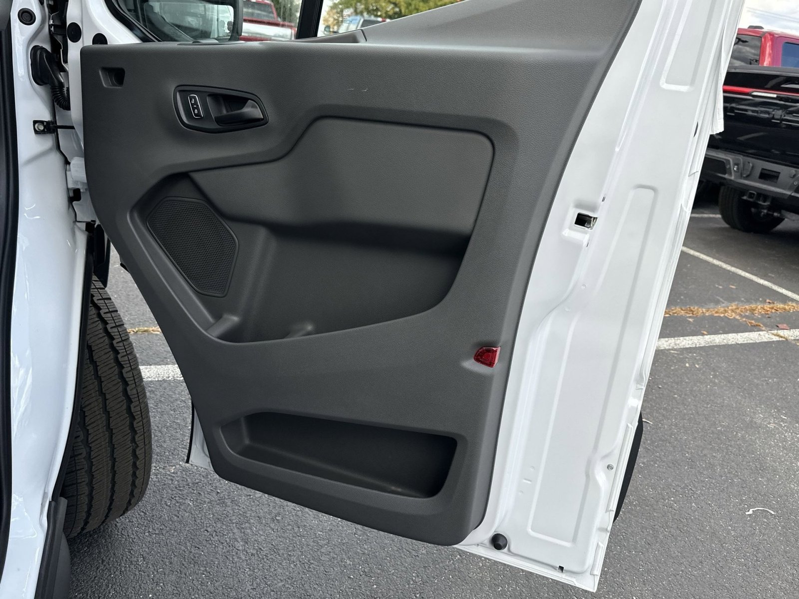 New 2026 Ford Transit 250 148 Medium Roof w/ Load Area Protection Package image 39