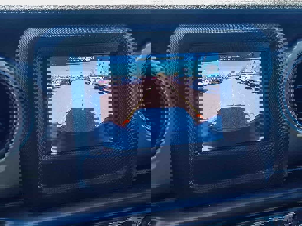 Certified 2022 Jeep Gladiator Sport image 22