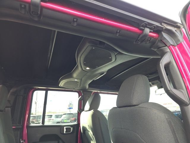 Used 2024 Jeep Gladiator Sport image 46