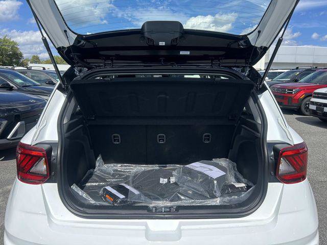 New 2026 Hyundai Venue SEL FWD image 4