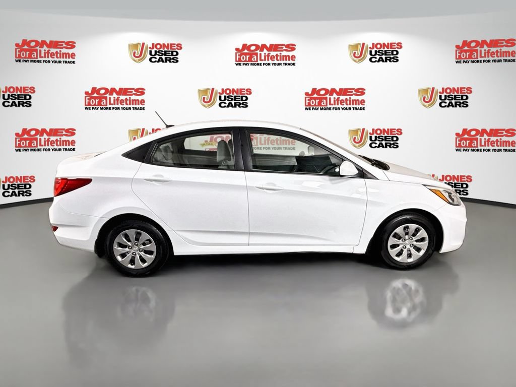 Used 2017 Hyundai Accent SE FWD image 14