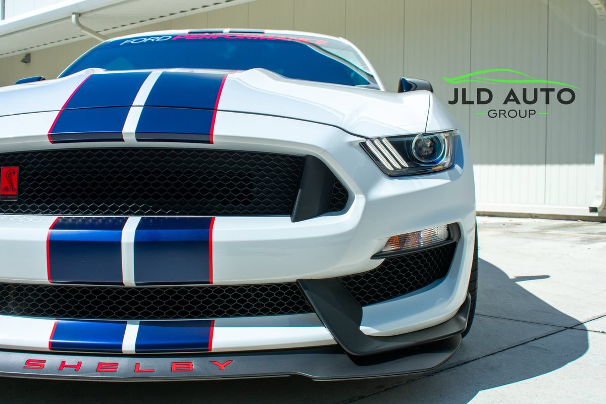 Used 2019 Ford Mustang Shelby GT350R w/ GT350R Equipment Group 920A RWD image 31
