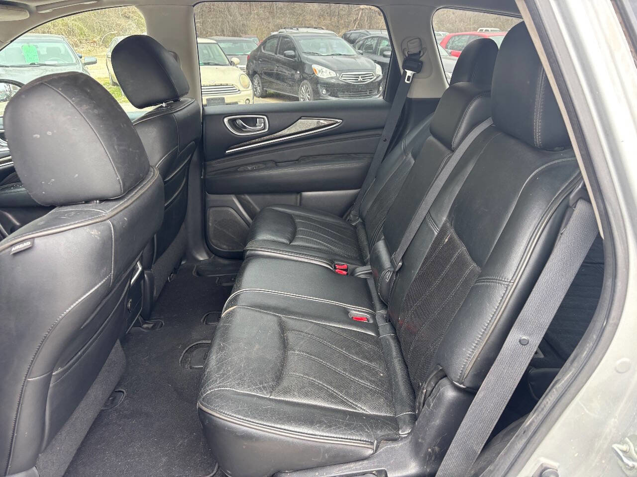 Used 2013 INFINITI JX35 AWD w/ Premium Pkg image 18