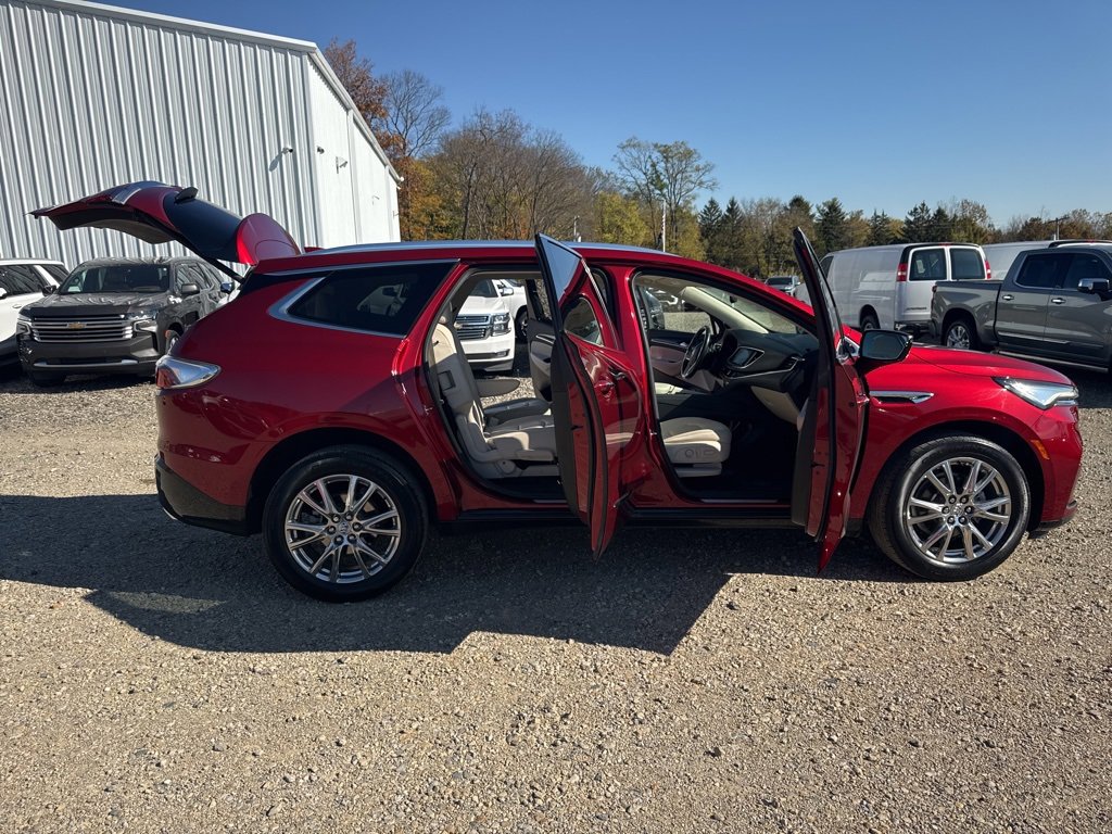 Used 2023 Buick Enclave Essence w/ Experience Buick Package image 41