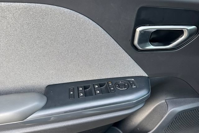 Certified 2025 Kia K4 EX image 13