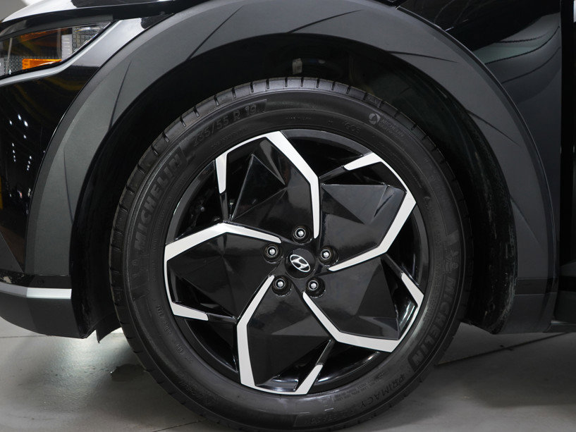 Used 2024 Hyundai Ioniq 5 SEL image 31