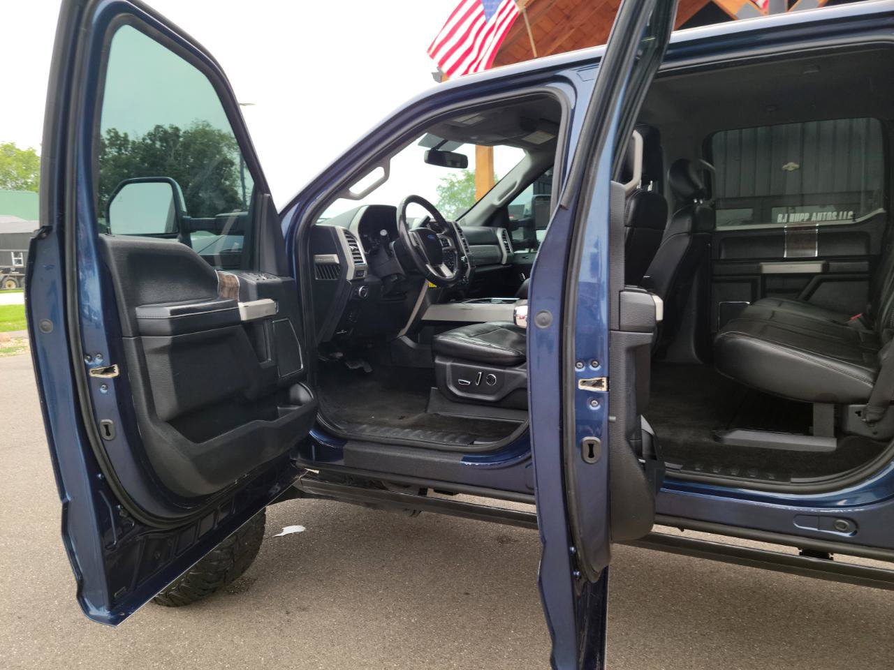 Used 2017 Ford F250 Lariat w/ Chrome Package AWD/4WD image 7