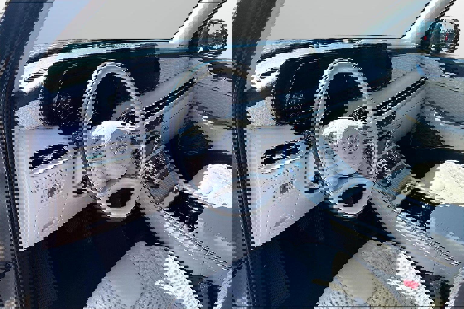 Used 2023 Hyundai Palisade Calligraphy image 21