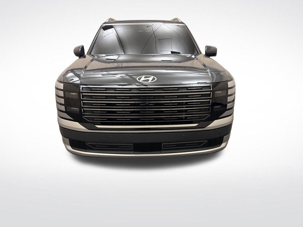 Used 2026 Hyundai Palisade Calligraphy image 2
