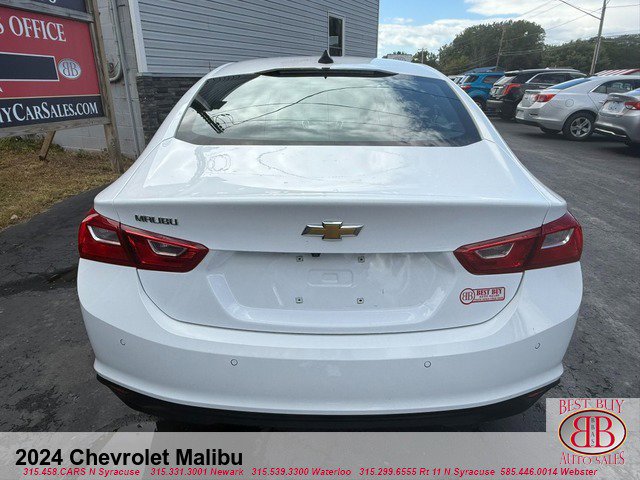 Used 2024 Chevrolet Malibu LS w/ Driver Confidence Package image 4