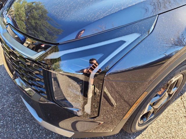 New 2026 Kia Sportage EX w/ EX Panorama Roof Package image 5