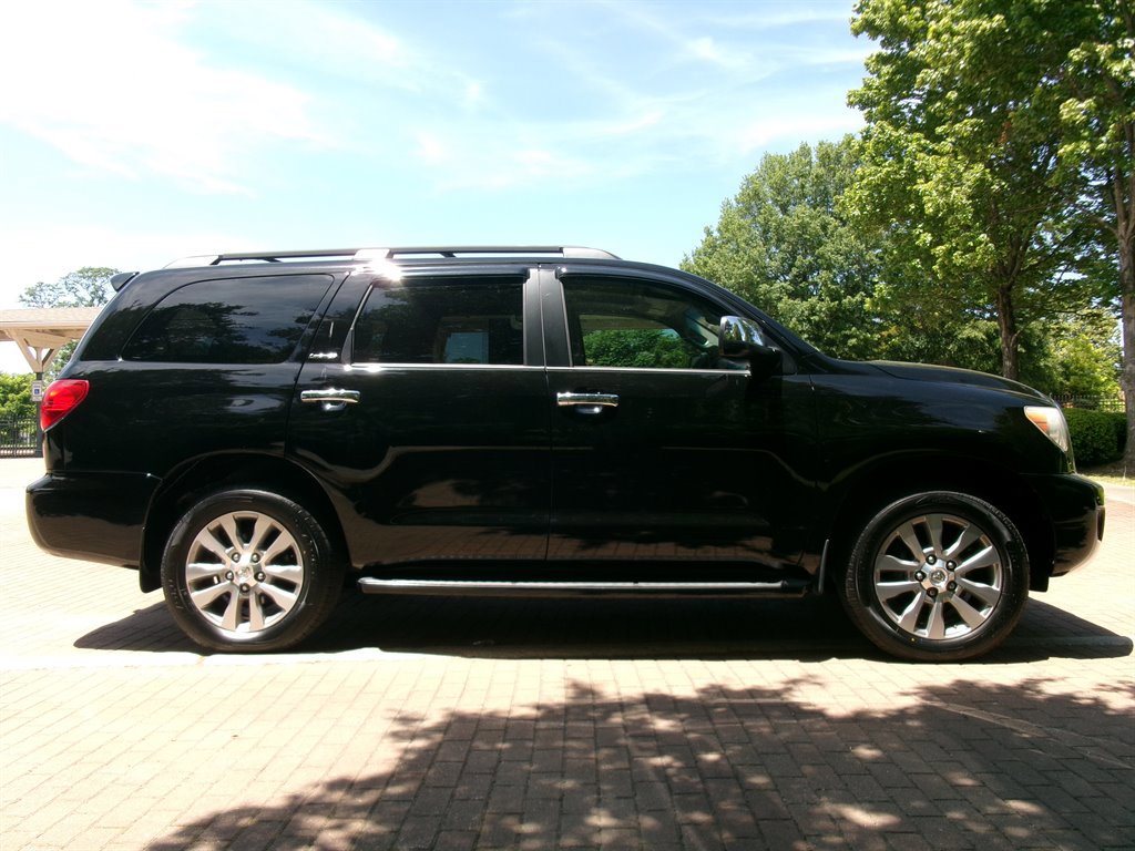 Used 2013 Toyota Sequoia Limited RWD image 4