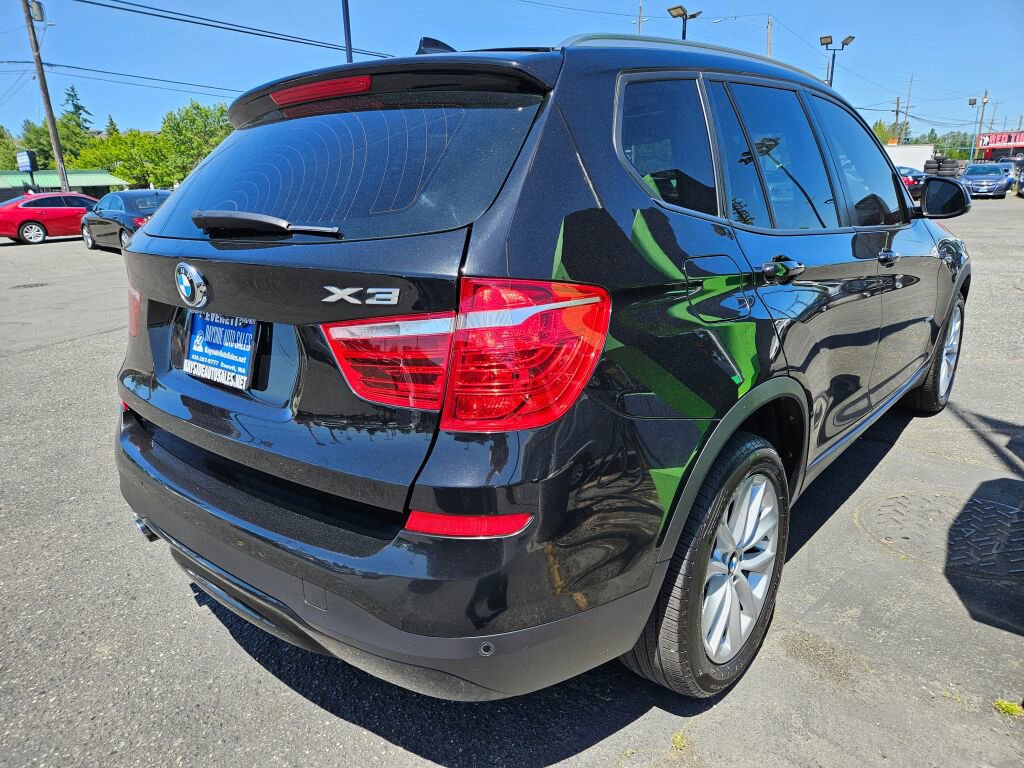 Used 2016 BMW X3 xDrive28i w/ Driver Assistance Package AWD/4WD image 5
