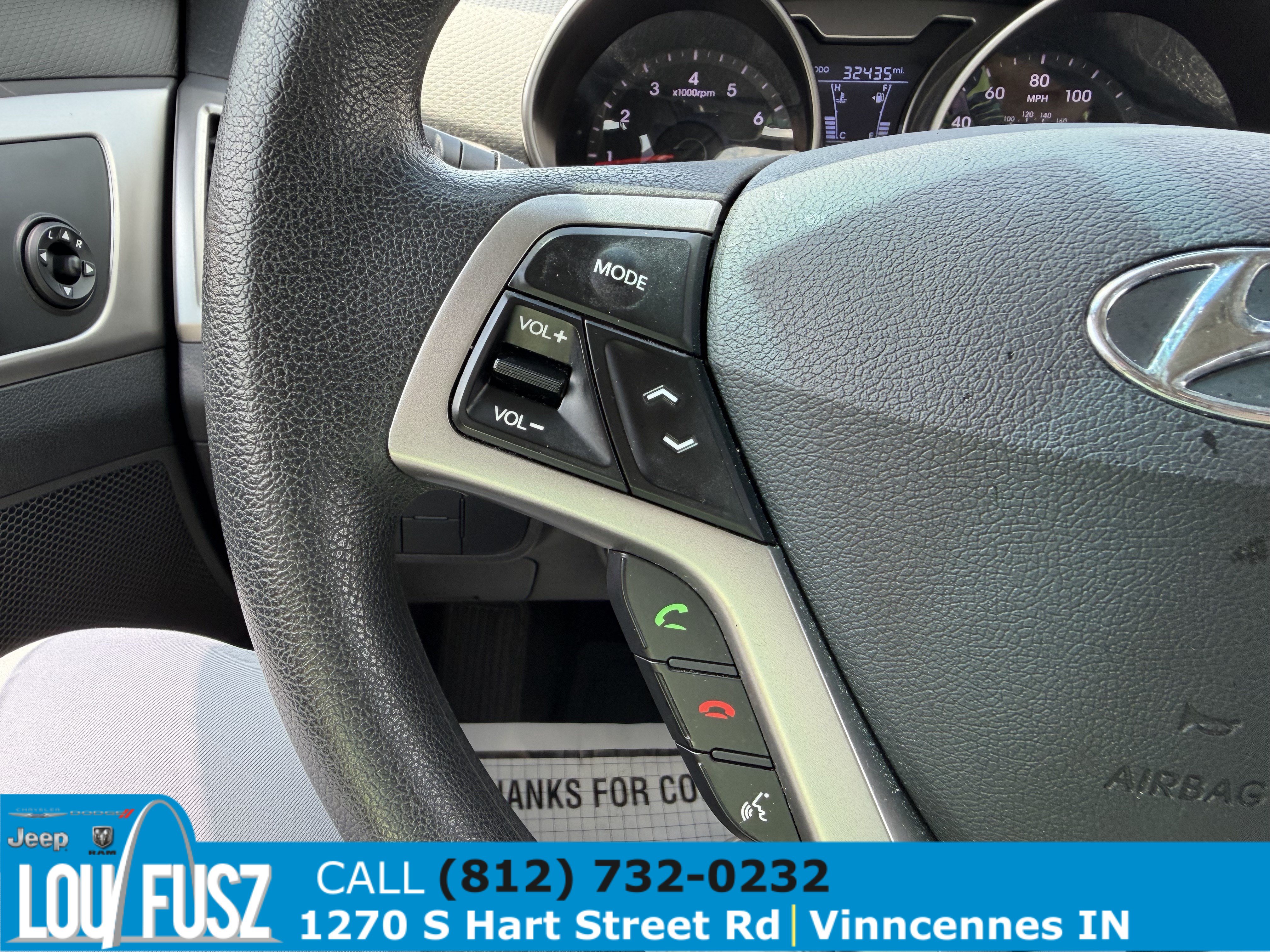 Used 2013 Hyundai Veloster FWD image 17