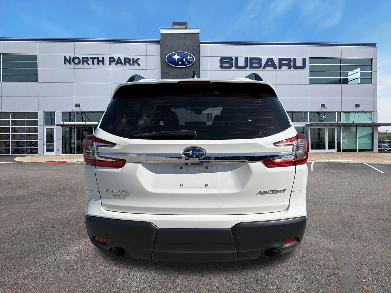 Certified 2023 Subaru Ascent 8-Passenger AWD/4WD image 4