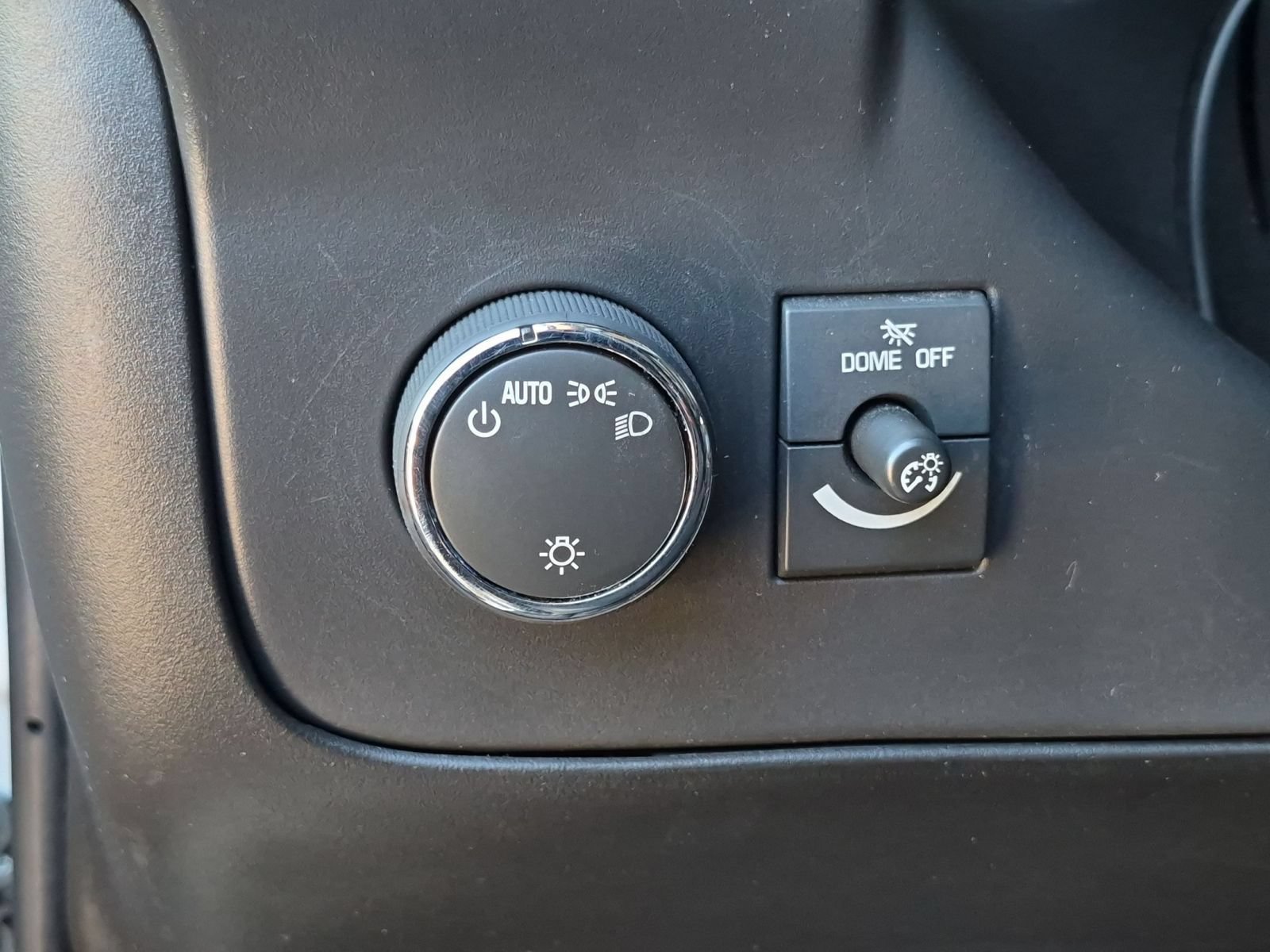 Used 2025 Chevrolet Express 2500 w/ Driver Convenience Package RWD image 24
