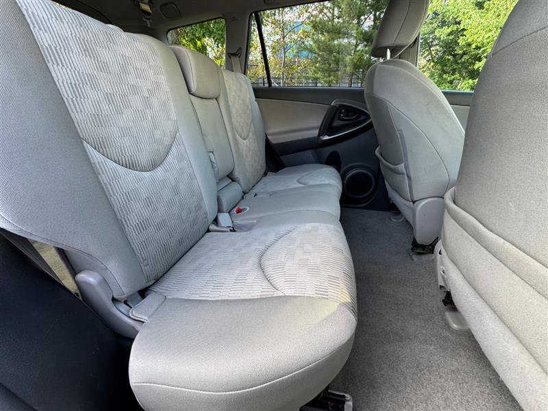 Used 2012 Toyota RAV4 4WD w/ Value Pkg image 32