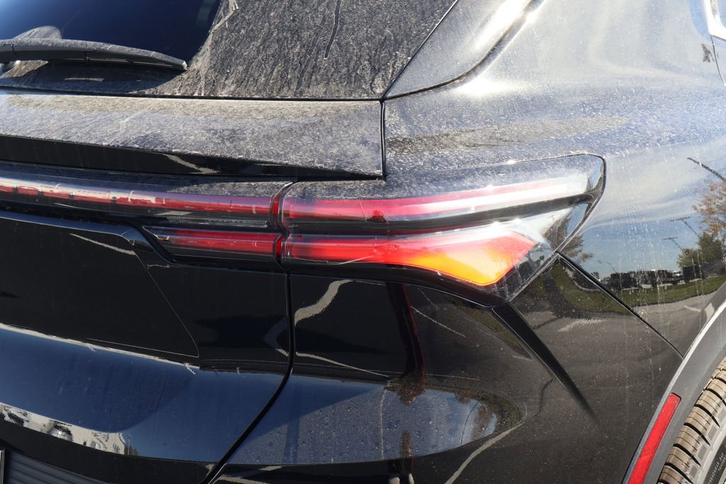 New 2026 Chevrolet Equinox EV LT image 7