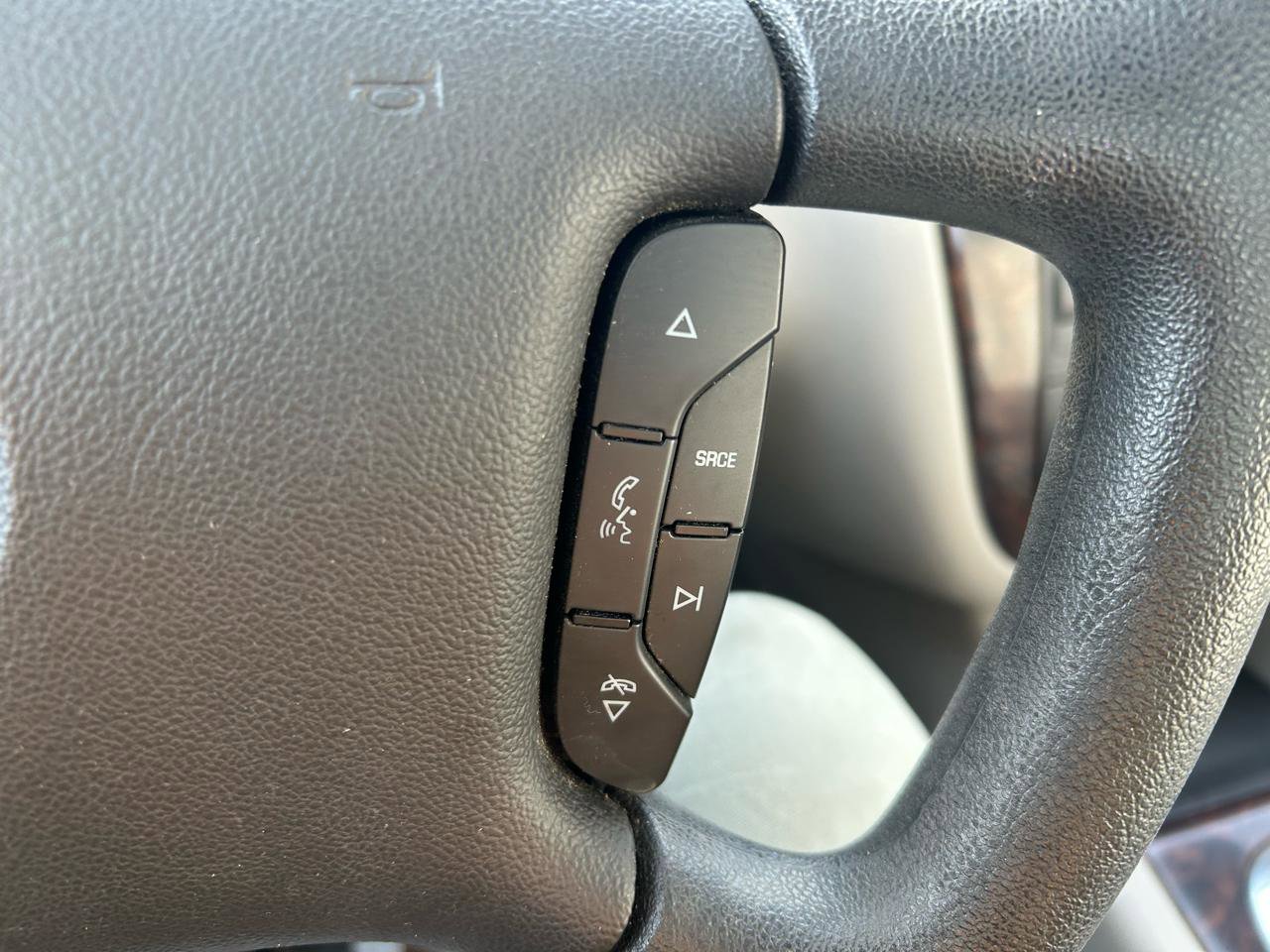 Used 2015 Chevrolet Impala LTZ FWD image 20