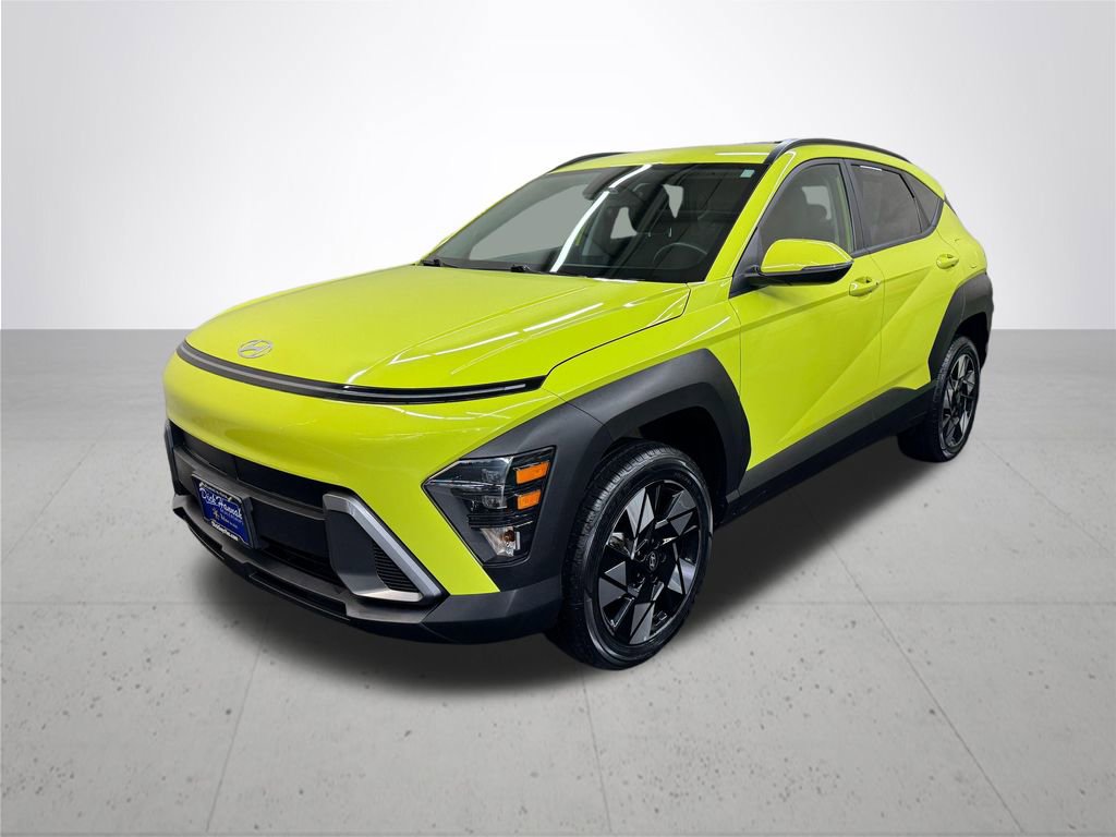 Used 2025 Hyundai Kona SEL image 2