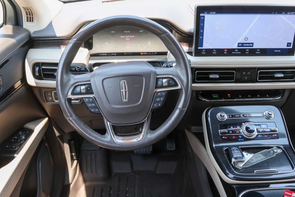 Used 2022 Lincoln Nautilus Reserve AWD/4WD image 22
