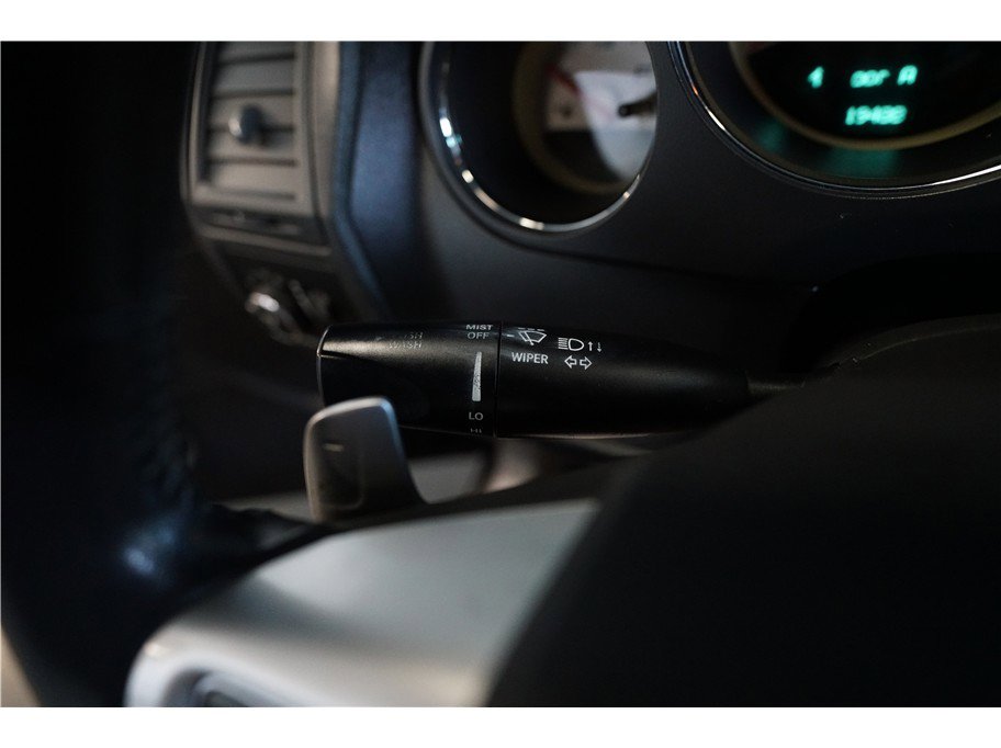 Used 2013 Dodge Challenger R/T w/ R/T Redline Group RWD image 20