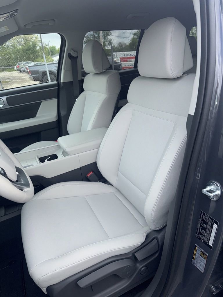 Certified 2026 Hyundai Santa Fe SE AWD/4WD image 8