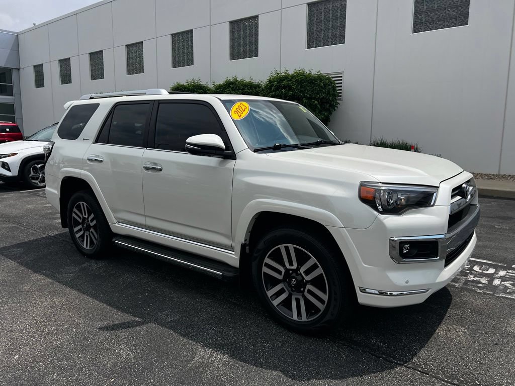 Used 2023 Toyota 4Runner Limited AWD/4WD image 19