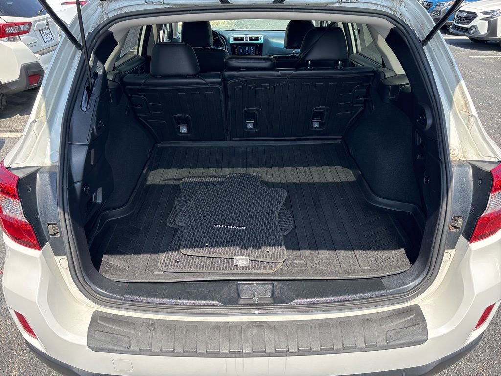 Used 2017 Subaru Outback 2.5i Limited w/ Popular Package #5 AWD/4WD image 25