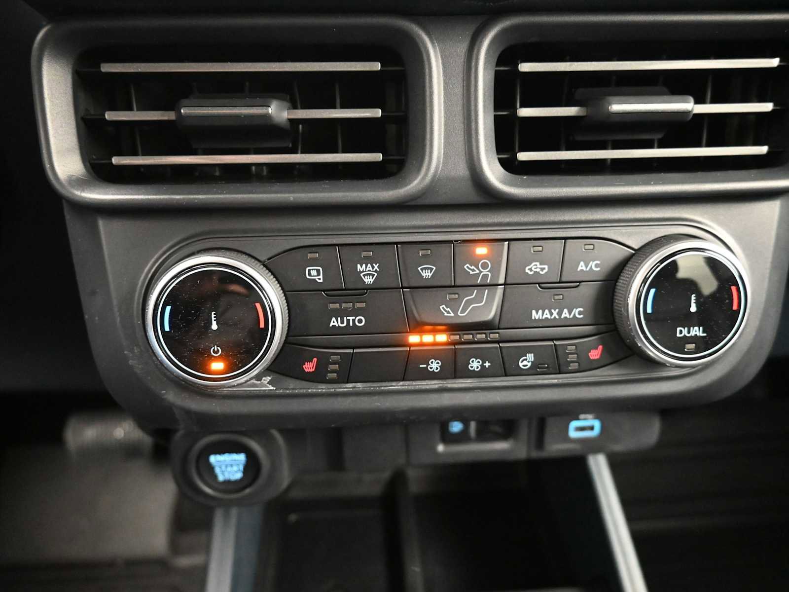 Used 2024 Ford Maverick Lariat w/ Black Appearance Package image 22