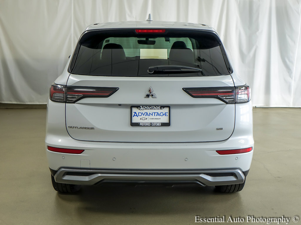 Used 2025 Mitsubishi Outlander SE AWD/4WD image 6