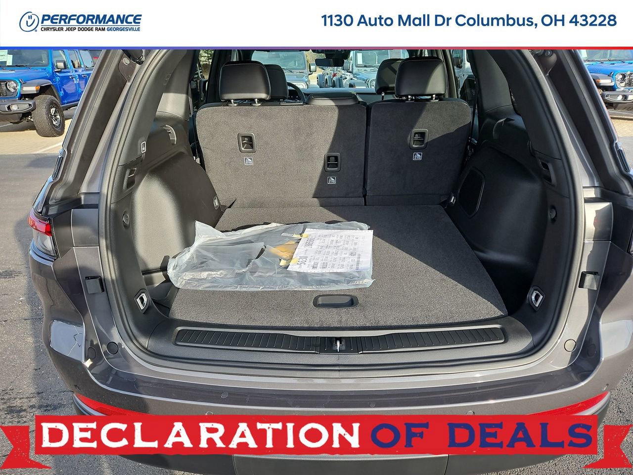 New 2026 Jeep Grand Cherokee Limited w/ Limited Altitude Package AWD/4WD image 11