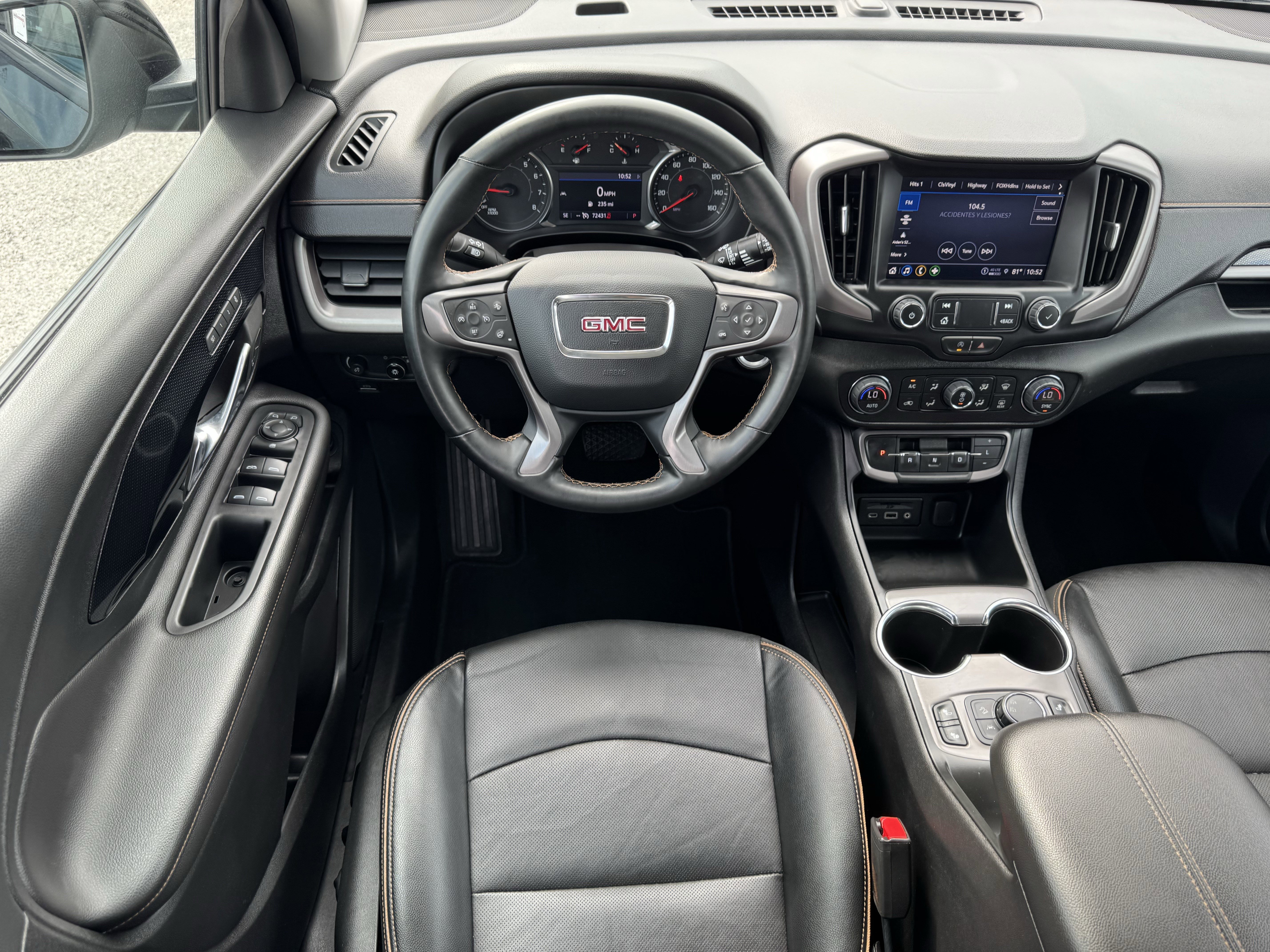 Used 2023 GMC Terrain AT4 image 14