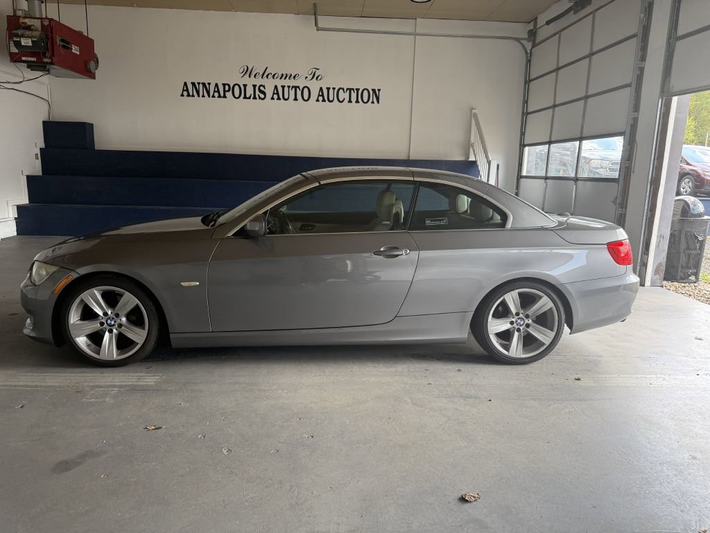 Used 2011 BMW 328i Convertible w/ Premium Pkg