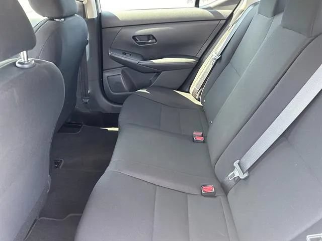 Used 2024 Nissan Sentra S FWD image 15