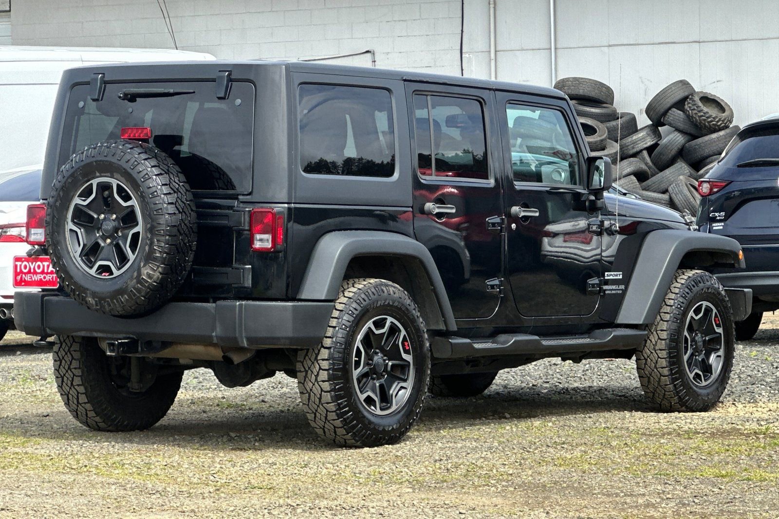 Used 2014 Jeep Wrangler Unlimited Sport w/ Quick Order Package 23S AWD/4WD image 4