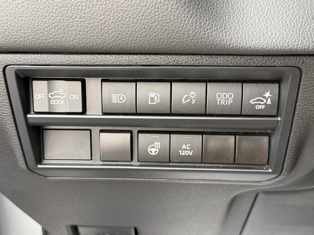 Used 2024 Toyota Tundra Limited AWD/4WD image 8