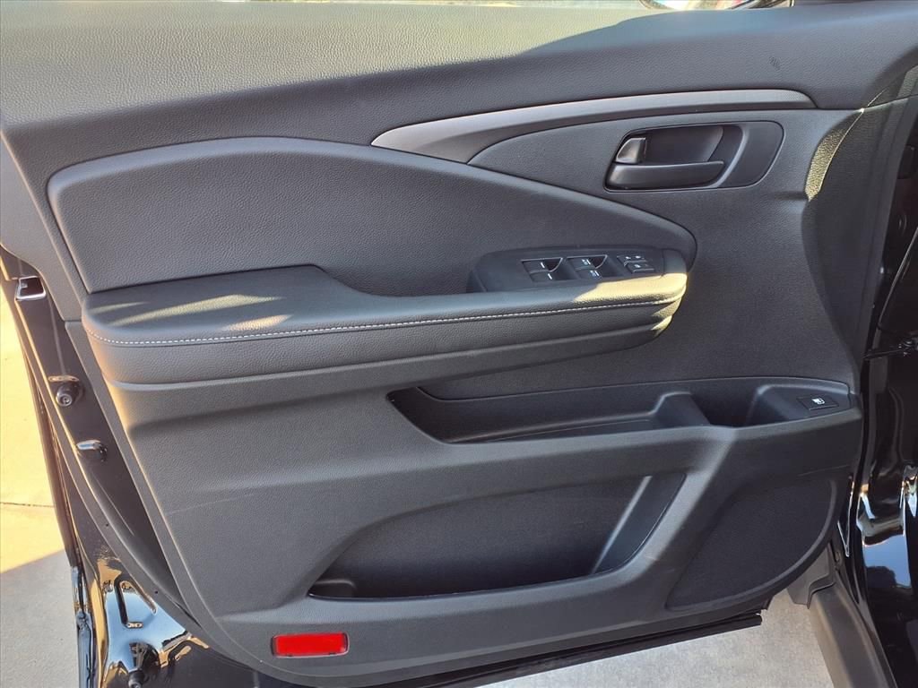 New 2026 Honda Ridgeline Sport image 17