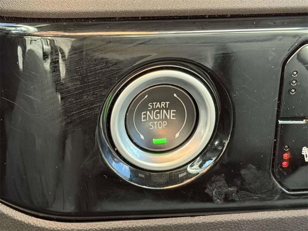 Used 2024 GMC Sierra 1500 Elevation image 6