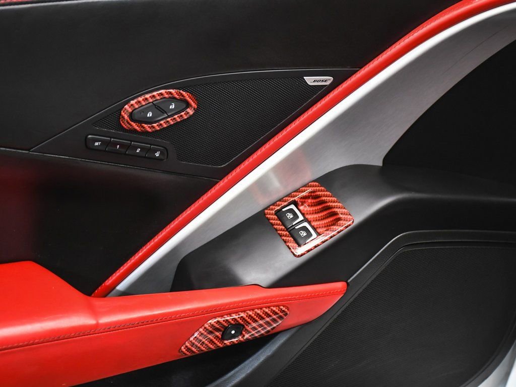 Used 2015 Chevrolet Corvette Z06 w/ 3LZ Preferred Equipment Group image 12