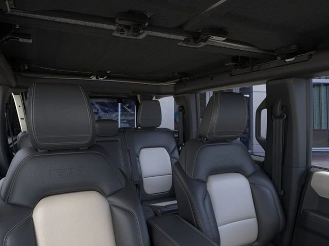 New 2026 Ford Bronco Outer Banks w/ Sasquatch Package image 11