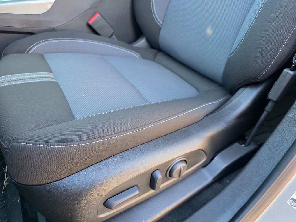 New 2025 Chevrolet Blazer LT w/ LPO, Floor Liner Package image 11